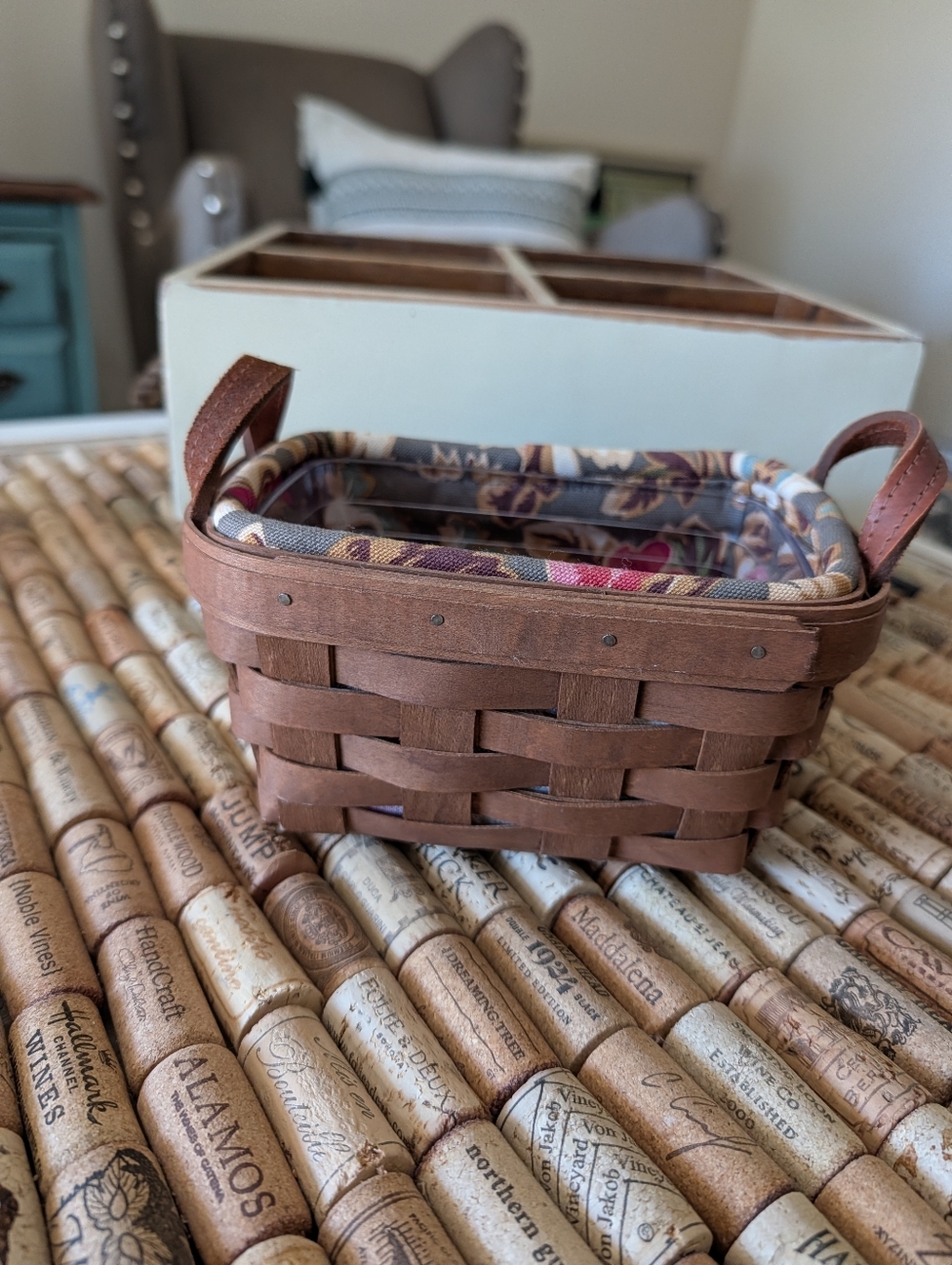 Longaberger 2008 Darker Stained Tea Basket